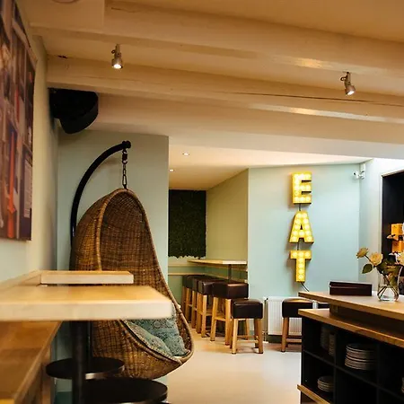 King Kong Hostel *
