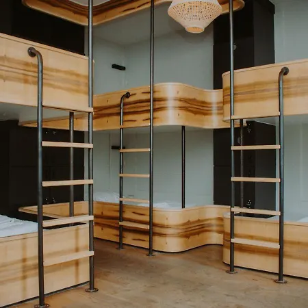 King Kong Hostel *