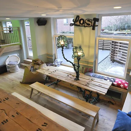 King Kong Hostel *