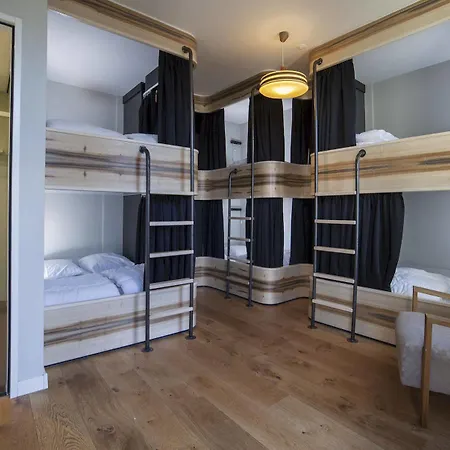 King Kong Hostel *
